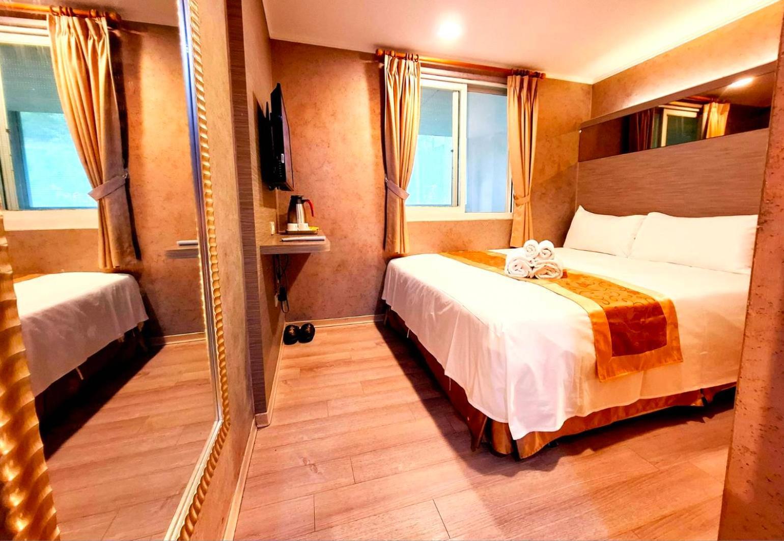 Gau Shan Ching Hotel Zhongzheng  Buitenkant foto